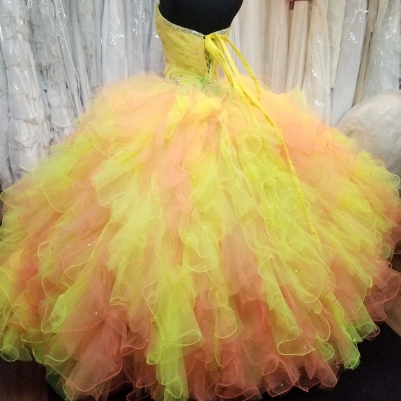 Sunburst Ballgown - Picture 6 of 7